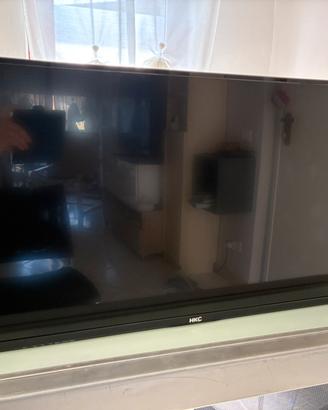 TV led 32” HKC
