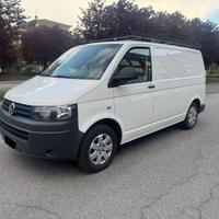 VOLKSWAGEN Transporter T5 del 2013