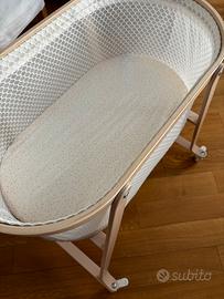 Culla mobile Ikea in legno con rotelle Alskvard