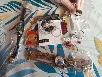 Portachiavi e braccialetti e guanti anime