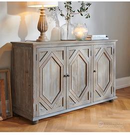 Credenza in legno di abete