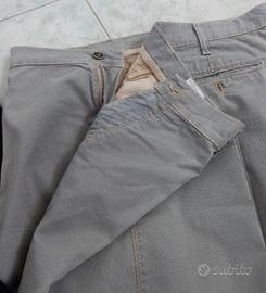 Due pantaloni estivi da uomo taglia 60