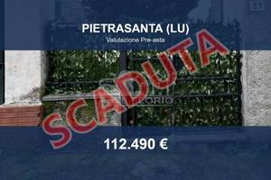 Immobile in asta di 140 m² a Pietrasanta