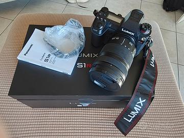 PANASONIC LUMIX S1R FOTOCAMERA PROFESSIONALE.