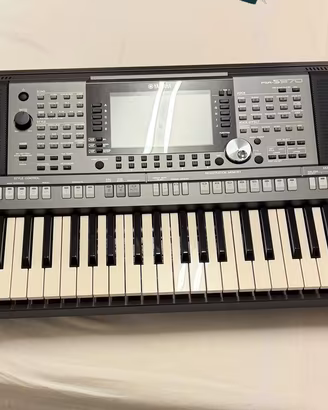 Yamaha PSR-S970  +Custodia Rigida+borda rockstar
