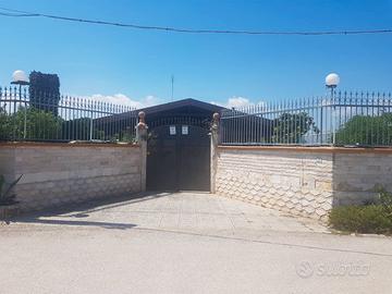 Zona mare: villa indipendente