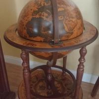 mappamondo in legno massello 