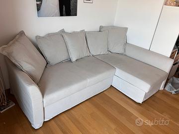 Divano angolare con chaise lougue  Holmsund Ikea
