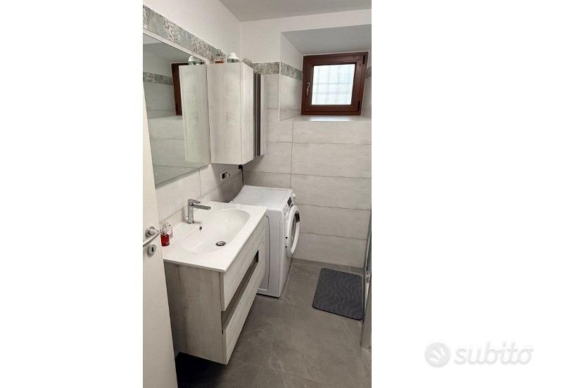 Appartamento arredato con grazioso cortiletto - Vista 5