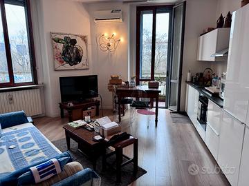 Splendido trilocale ristrutturato sul naviglio