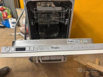 lavastoviglie whirlpool