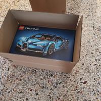 LEGO Bugatti Chiron 42083 Brown Box
