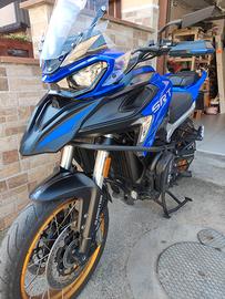 QJ MOTOR SRT 800