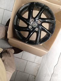 4 cerchi opel corsa  neri