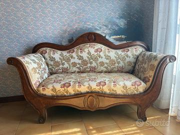 Divano modello a barca