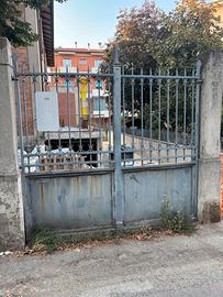 Cancelli da villa novecentesca