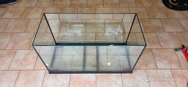 Acquario di vetro