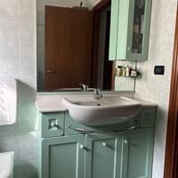 Mobili bagno color verde decape