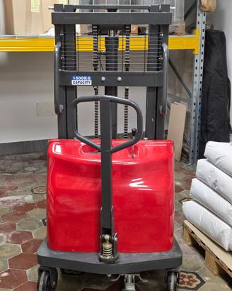 STACKER - stoccatore semi elettrico