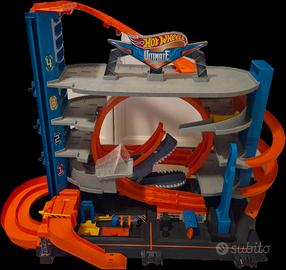 mega garage hotweels 