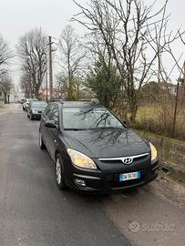 Hyndai i30 station wagon 1.6 cdti automatico