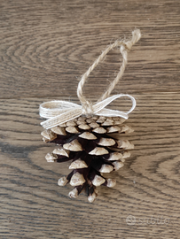 Set di n.10 Pigne naturali Decorate a mano