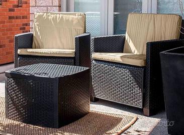 Set sedie e tavolino in polyrattan 