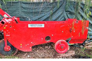 Scavapatate Carlotti