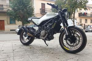 Vitpilen 401, Akrapovic, curata, mai incidentata