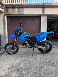 TM 125 Motard