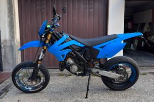 TM 125 Motard