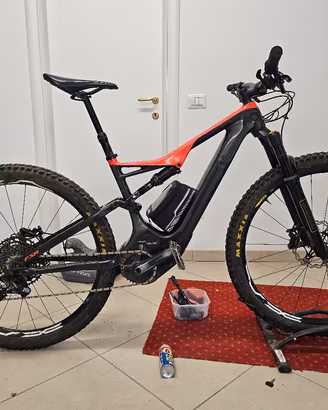 specialized turbo levo carbon