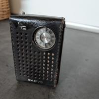 Radiolina Sanyo 8F-801 del 1969