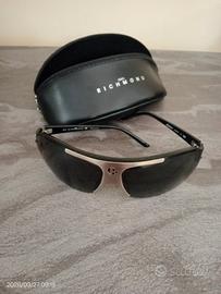 occhiali da sole John Richmond con custodia 