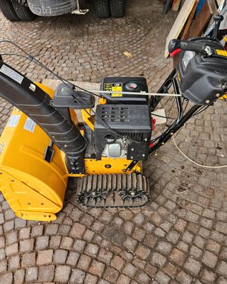 Spazzaneve Cub Cadet 730 TDE a cingoli