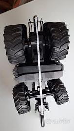 Trattore New Holland T7.315 prodotto da Bruder