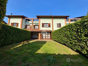 VILLA A SCHIERA A GORLE