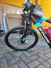 Bici Rockrider 700