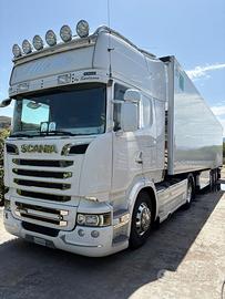 Scania R560