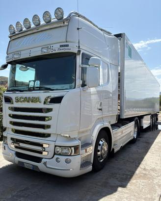 Scania R560