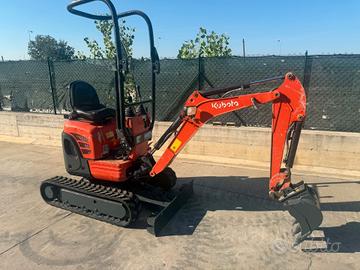Miniescavatore usato KUBOTA U10.3
