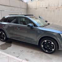 Audi Q2 quattro s Line tetto
