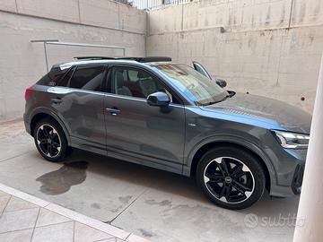 Audi Q2 quattro s Line tetto