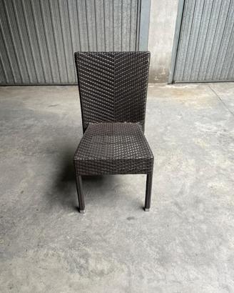 Arredo  dehor 25 sedie, 9 tavoli, 2 ombrelloni