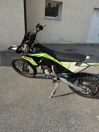 moto fantic 125