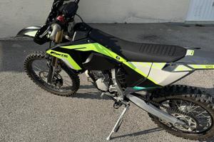 moto fantic 125