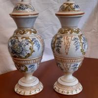 2 vasi in ceramica dipinti a mano