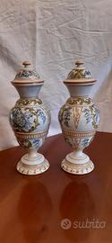 2 vasi in ceramica dipinti a mano