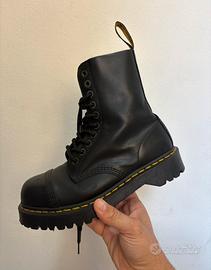Dr. Martens Steel Toe 39 nere