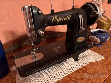 Macchina da cucire vintage Vigorelli